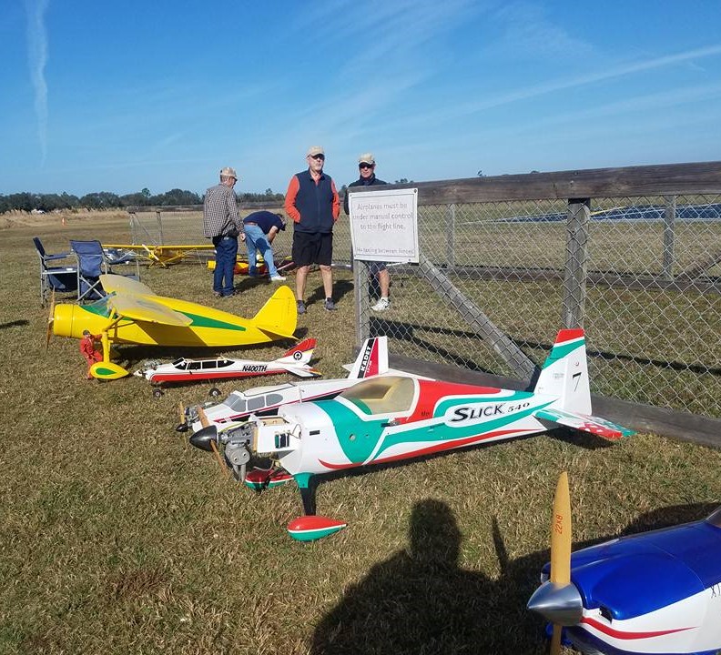 Model airplane at the CRCS field