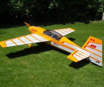 Al Walker's 42% kit-built Extra